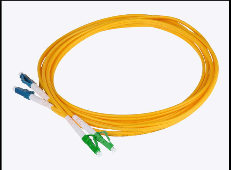 Fiber patch cord LC_UPC-LC_APC SM DX_3